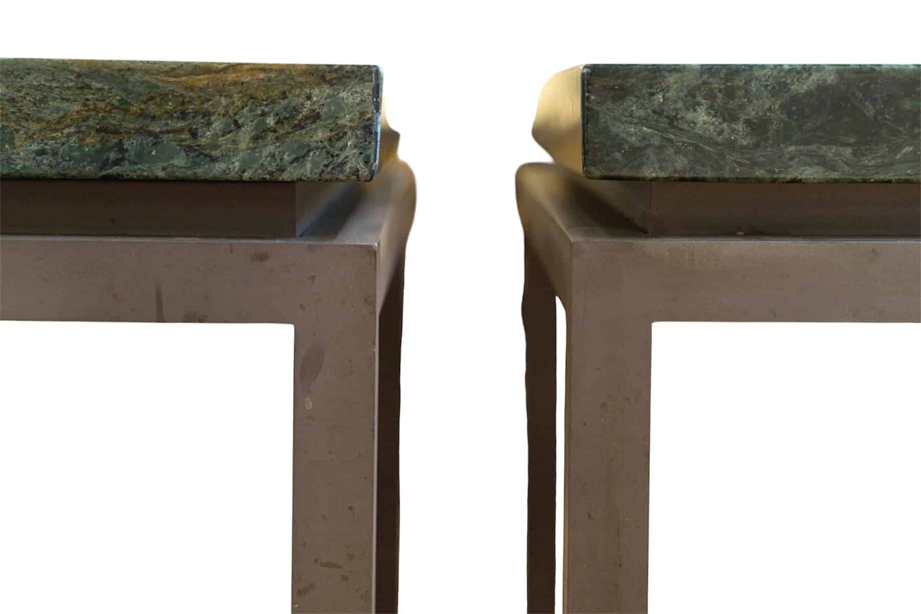 Paire de tables basses en marqueterie de marbre vert, années 1970 – Image 4